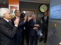 il Presidente scopre la targa all'interno del Museo Casa De Gasperi